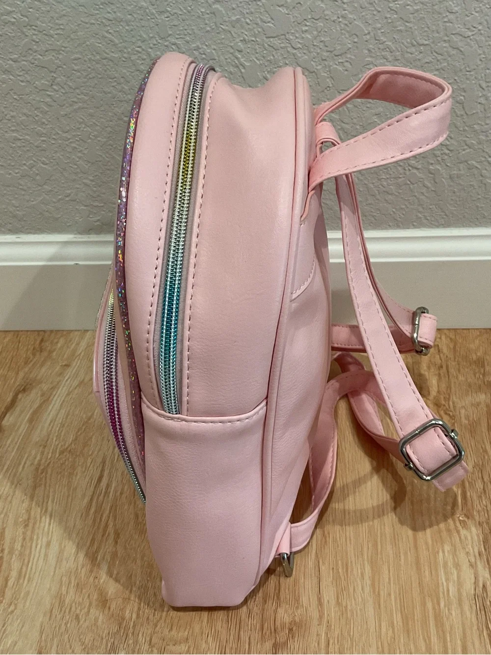 Omg Accessories charming pink